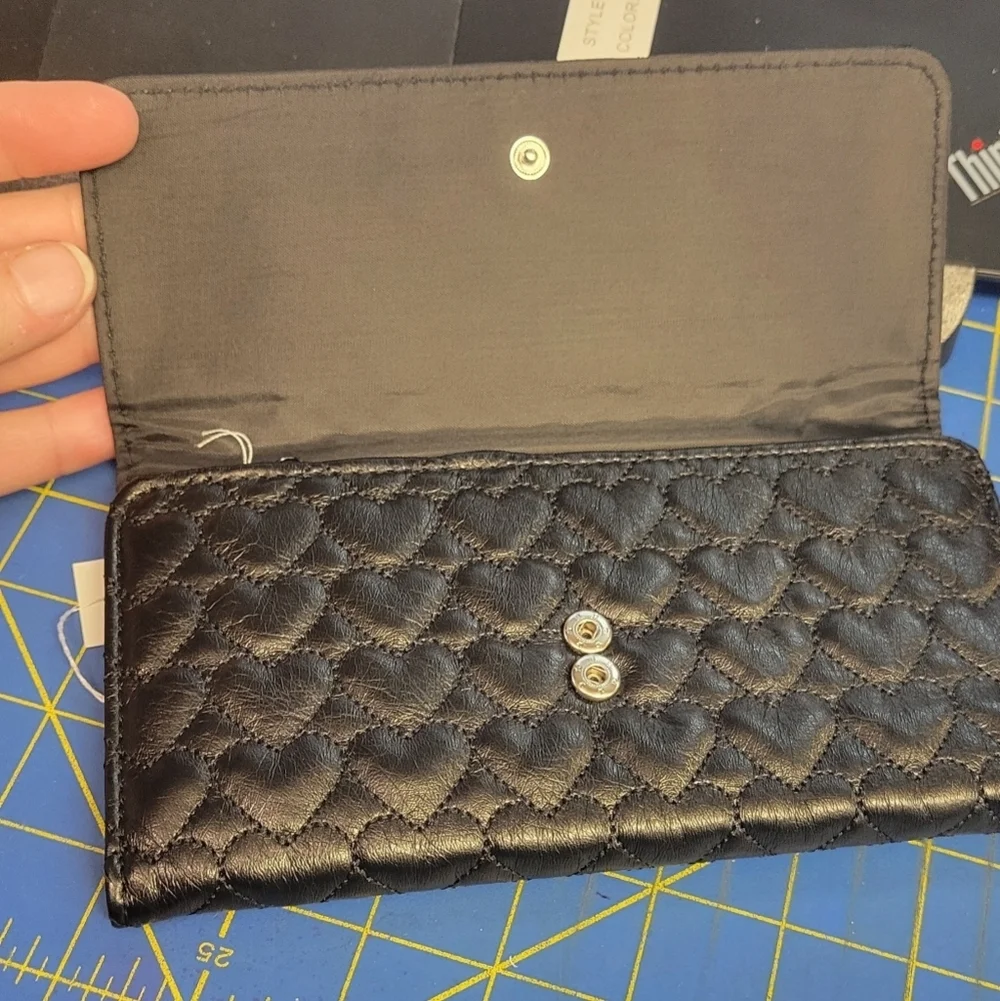Black Quilted Heart 7x4 Clutch Wallet New